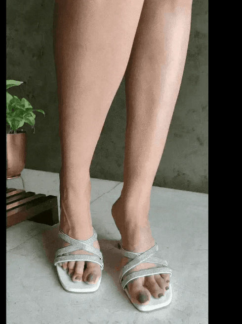 Sassy White Heels - cunei